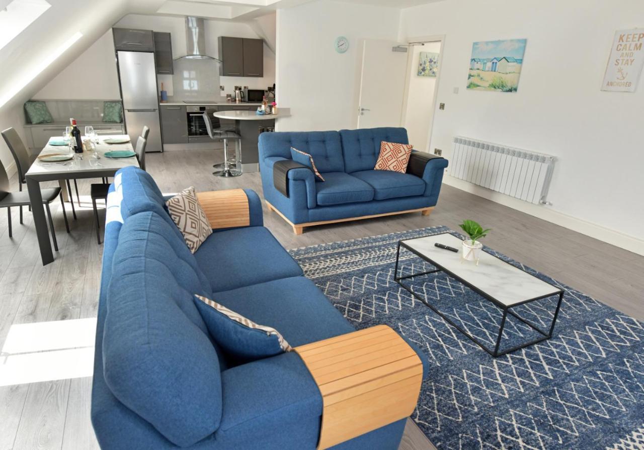 Pier House Luxury Apartment Dingle Exterior photo