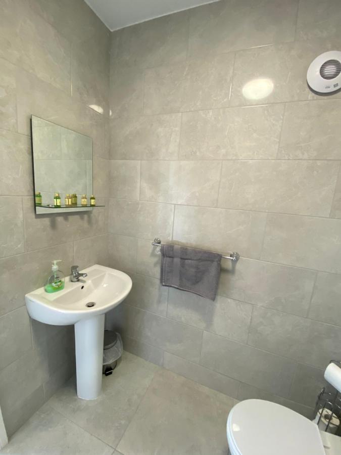 Pier House Luxury Apartment Dingle Exterior photo