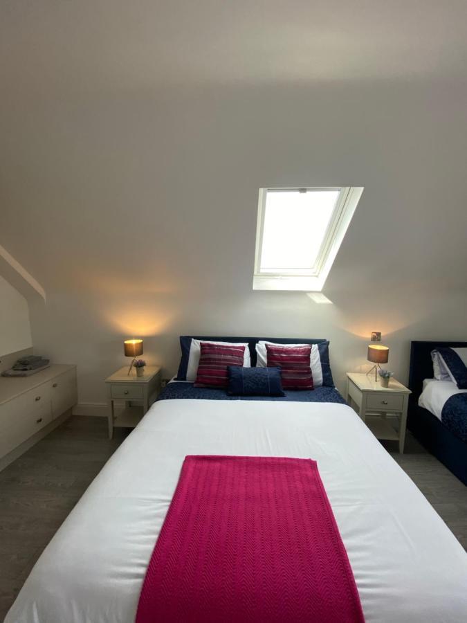 Pier House Luxury Apartment Dingle Exterior photo